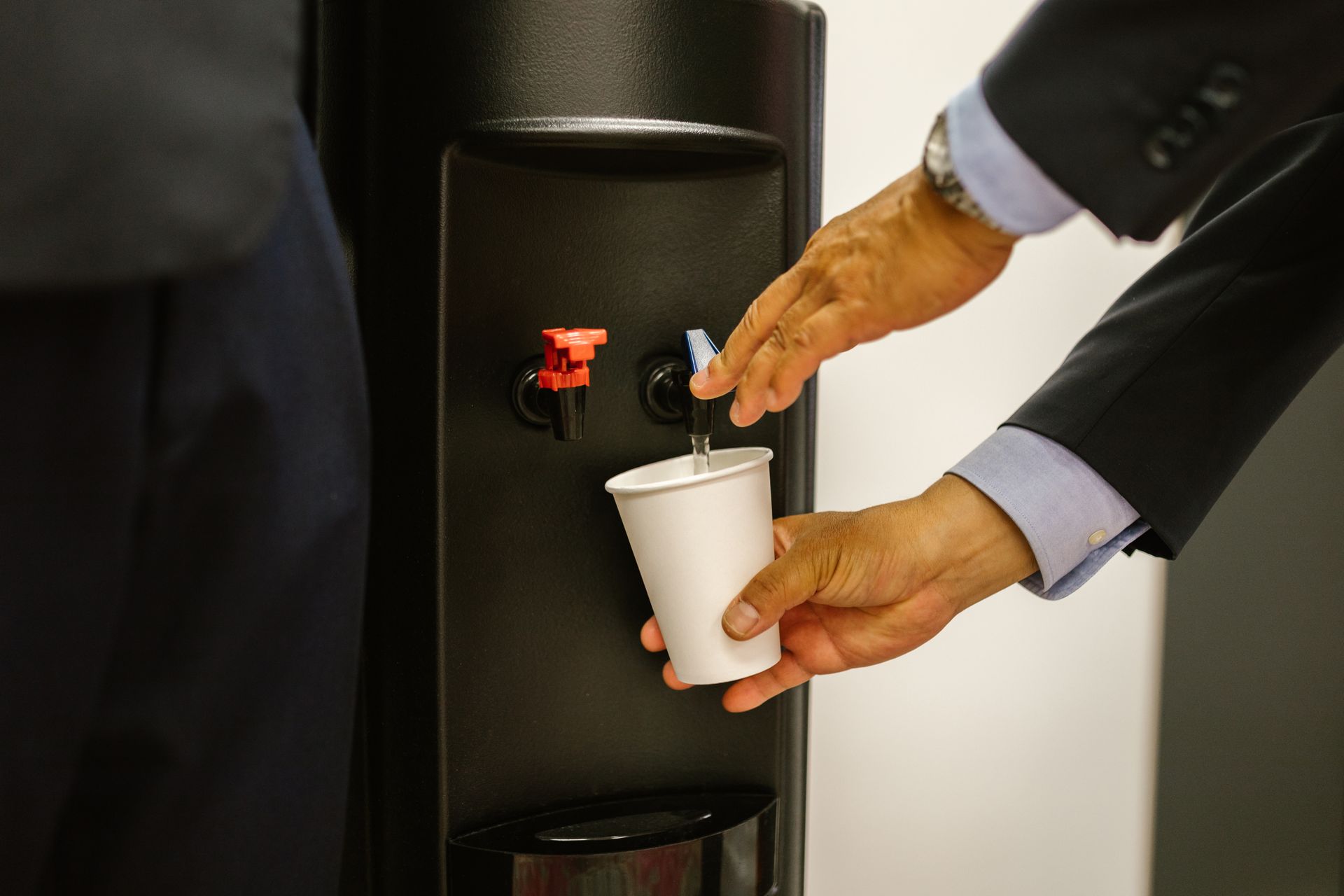Erogatore acqua in ufficio